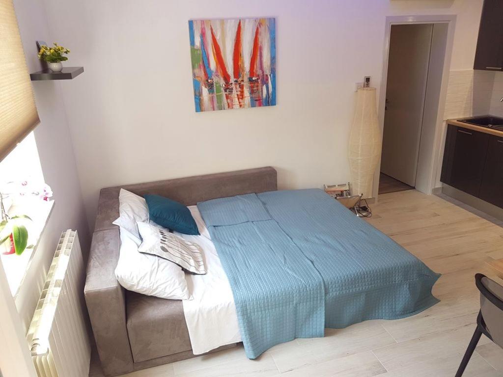 Villa Ulika - 3 Apt For 4 Persons Pula Zewnętrze zdjęcie