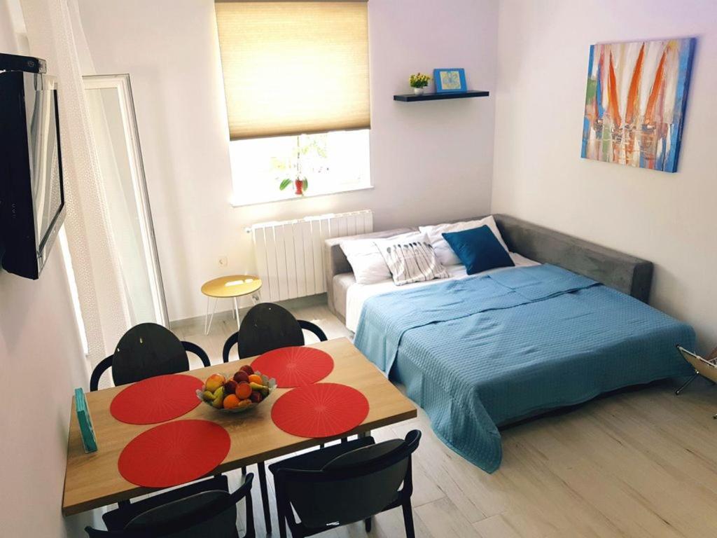 Villa Ulika - 3 Apt For 4 Persons Pula Zewnętrze zdjęcie